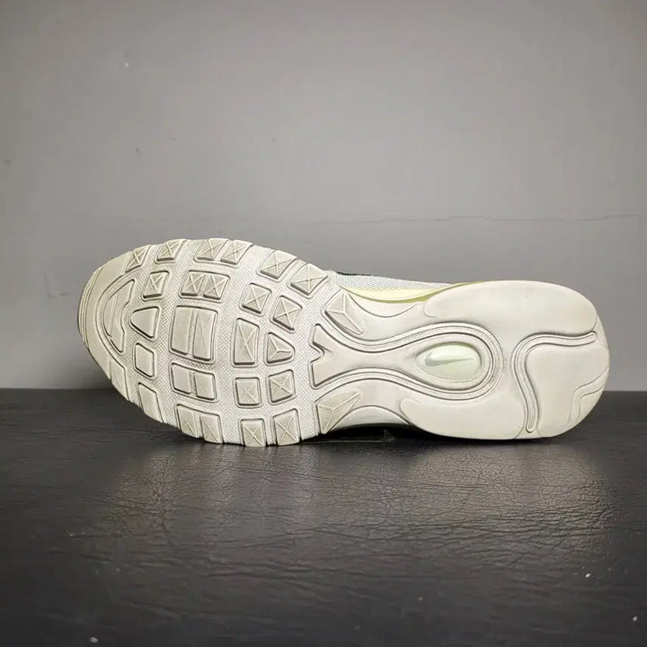 [BUNJANG] Nike Sneakers 285mm / 나이키 운동화 285m