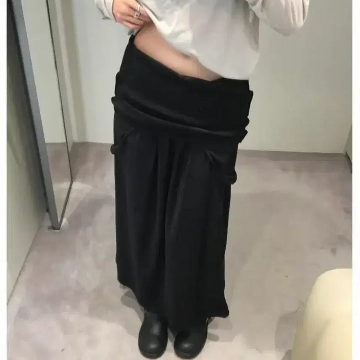 [BUNJANG] Black Pleated Long Skirt / 블랙 롱 스커트 플리츠 디자인
