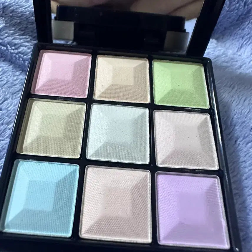 [BUNJANG] Givenchy Prisme Libre Pastel Bloom 32 Highlighter Palette / 지방시 프리즘 파스텔 블럼32 하이라이터 (사이즈 작아요)