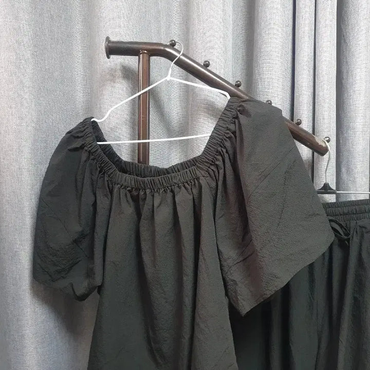 [SOLD OUT] 사각사각 투피스 셋업
