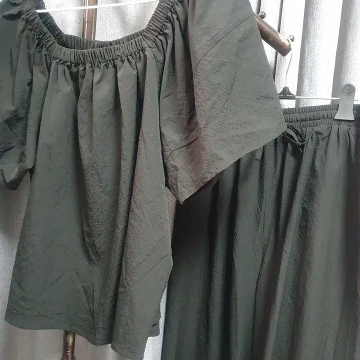 [SOLD OUT] 사각사각 투피스 셋업