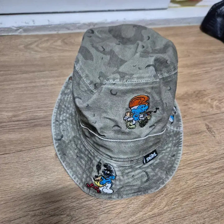 [BUNJANG] Weekenders Smurf Bucket Hat / 위캔더스 스머프 버킷햇