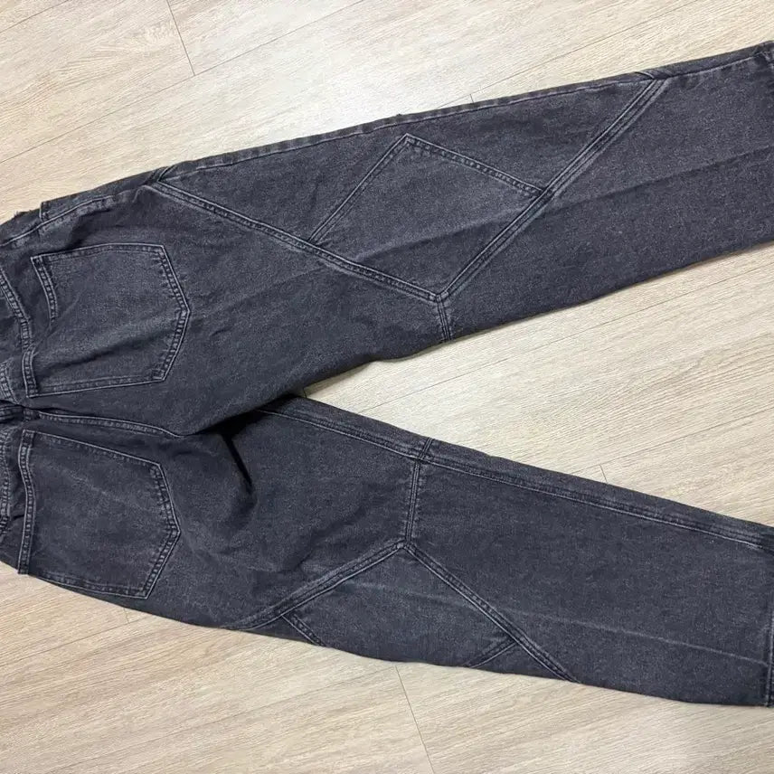 [BUNJANG] XTONZ Black Denim Jeans / 엑스톤즈 흑청데님
