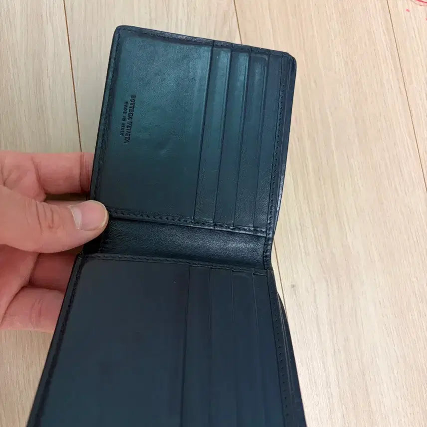 [BUNJANG] Bottega Veneta Navy Bifold Wallet / 정품)보테가베네타 지갑  네이비 보테가 베네타 반지갑