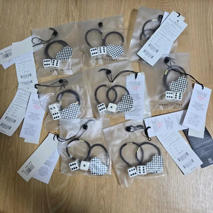 [BUNJANG] Marc Jacobs Heart/Dice Hair Tie Set / 마크제이콥스 하트/주사위 헤어끈 세트 (개당)