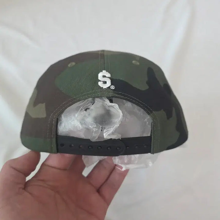 [BUNJANG] Supreme Felt Arch 6-Panel Woodland Camo Cap / 슈프림 펠트 아크 6-패널 우드랜드 카모