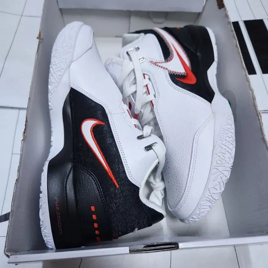 [BUNJANG] Nike LeBron NXXT Gen AMPD White University Red Sneakers / [새상품] 나이키 줌 르브론 NXXT 젠 AMPD 화이트 유니버시티 레드