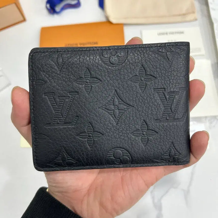 [SOLD OUT] {풀구성} 루이비통 쉐도우 반지갑 블랙