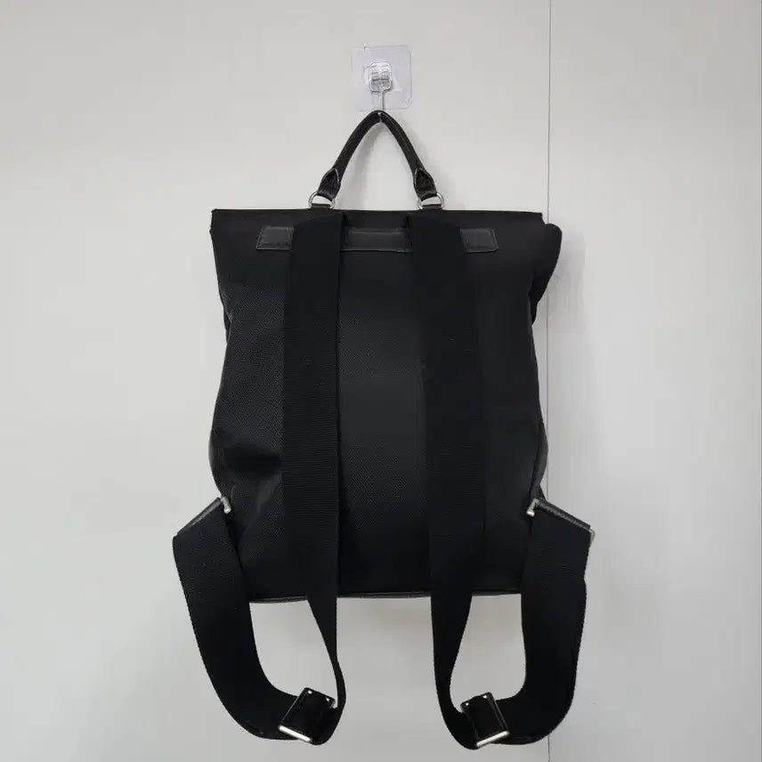 [BUNJANG] Couronne Leather Backpack / [쿠론] 가죽백팩