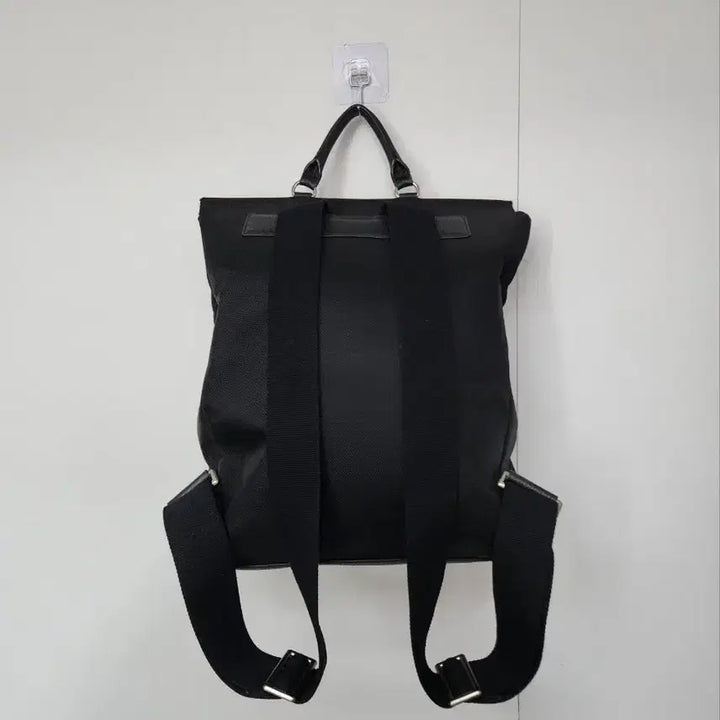 [BUNJANG] Couronne Leather Backpack / [쿠론] 가죽백팩