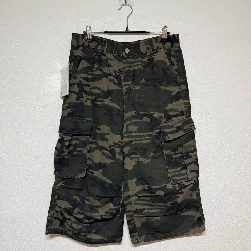 [SOLD OUT] 카모 와이드 버뮤다 팬츠 L