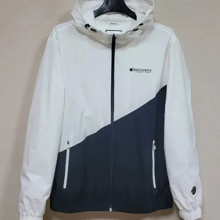 [SOLD OUT] 디스커버리 남성 이노블럭 후디드 바람막이