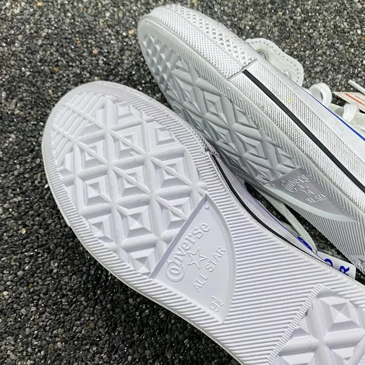 [SOLD OUT] 컨버스 x 아더에러 시그니피컨트 척 70 로우 화이트 블루 B4277