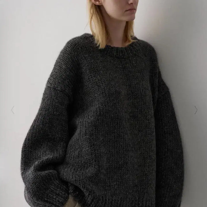 [BUNJANG] Facade Pattern Handmade Roundneck Knit / 파사드패턴 핸드메이드 라운드넥 니트