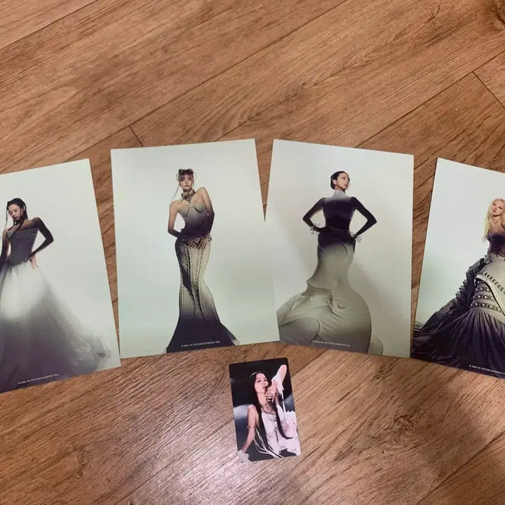 [BUNJANG] Blackpink Jisoo Photocard + National Museum Postcard / 국중박 블핑 데드라인 엽서 4종+지수포카