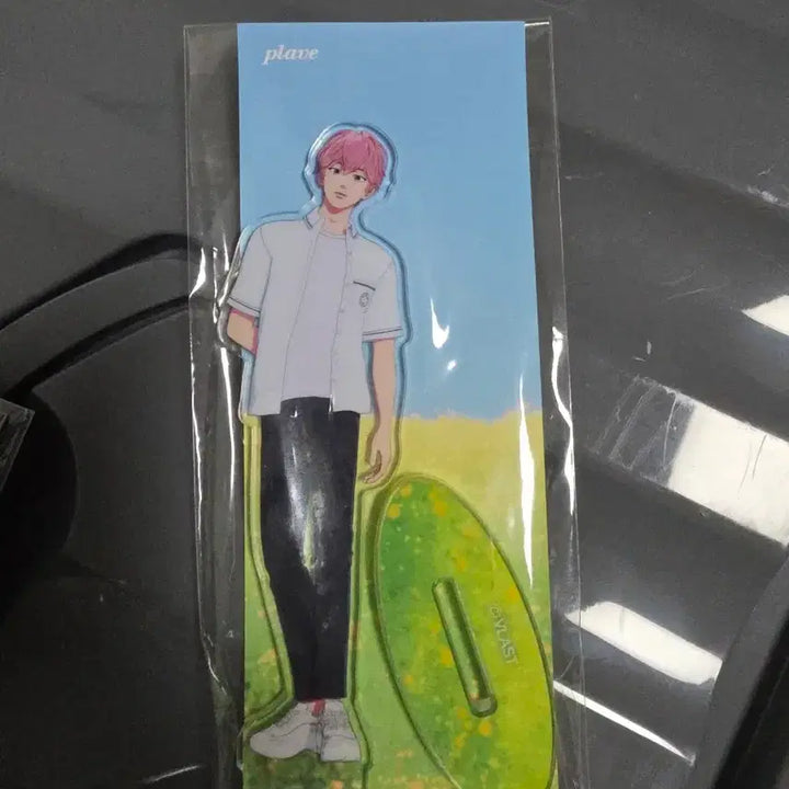 [BUNJANG] PLAVE Bambi Acrylic Stand / 플레이브 육여 아크릴스탠드 밤비