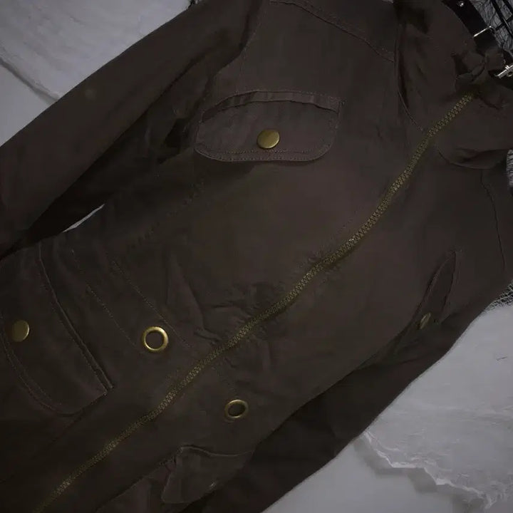 [SOLD OUT] grunge y2k gold button brown jacket