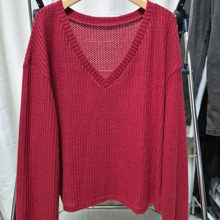 [BUNJANG] V-Neck Knit Red Sweater / 브이넥 니트 레드