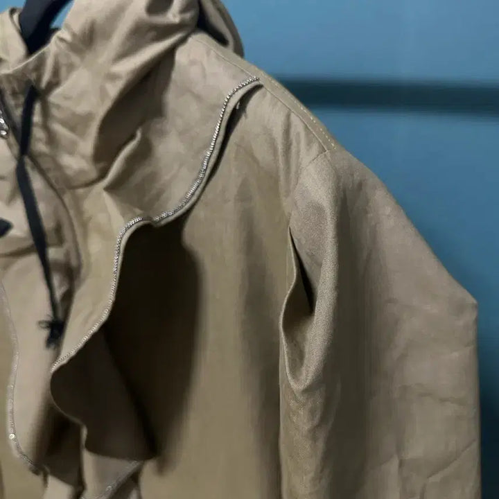 [BUNJANG] Unbranded Olive Green Khaki Field Jacket / (새상품) 후드 카키올리브색 야상 점퍼