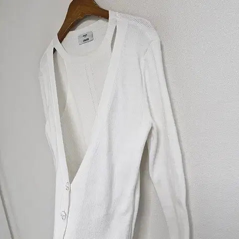 [SOLD OUT] 24년 오브제  이너니트가디건