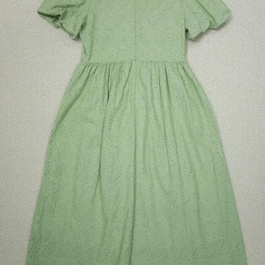 [BUNJANG] Vintage Square Neck Long Dress / (F)여성 롱 원피스 스퀘어넥 반팔 펀칭 빈티지 E9W2454