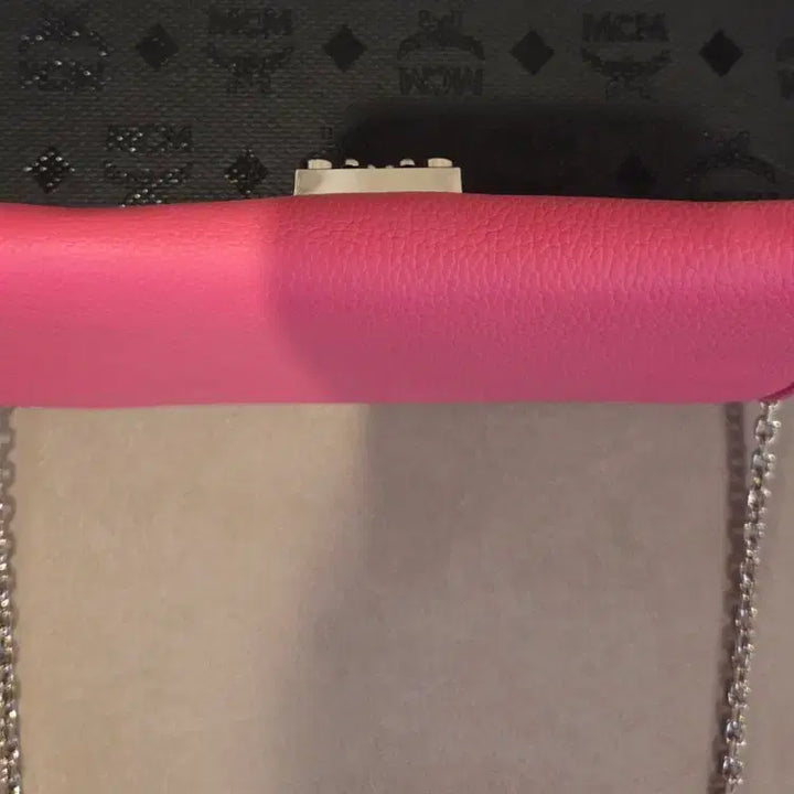 [BUNJANG] MCM Patricia Wallet &amp; Crossbody Bag / MCM 패트리샤 지갑&amp;크로스백