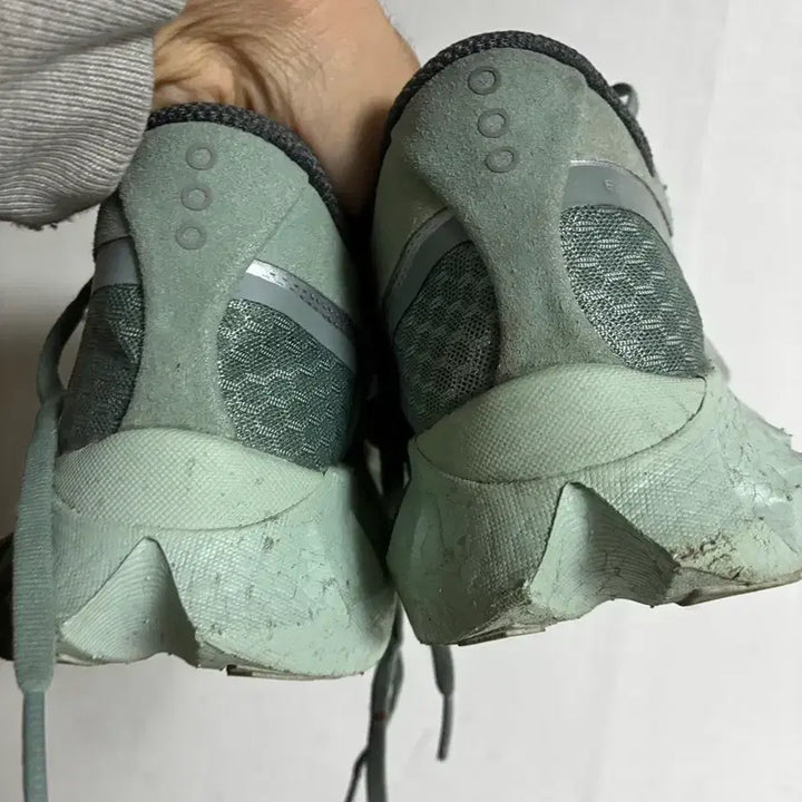 [SOLD OUT] [270] 써코니 엔돌핀 프로 4 (S20939-228)