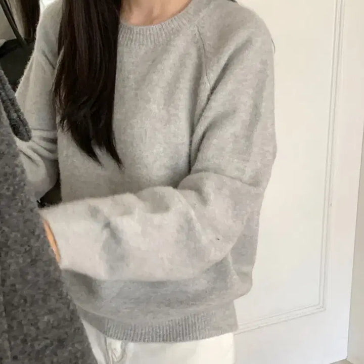 [BUNJANG] MarynRound Soft Loose Fit Round Knit Gray / 메리어라운드 소프트 루즈핏 라운드 니트 그레이