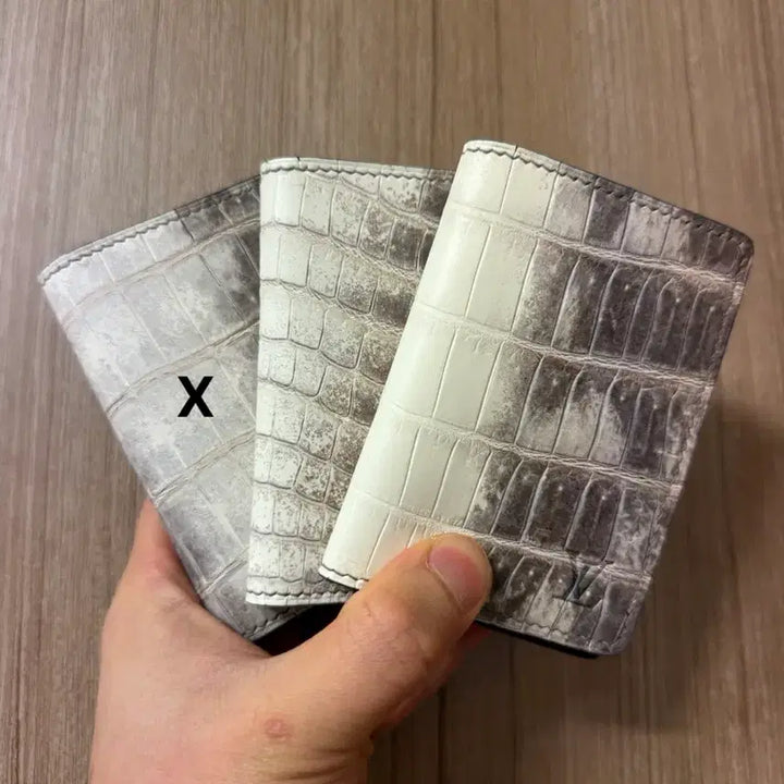 [BUNJANG] Himalayan Crocodile Leather Card Wallet / 프랑스 히말라야 악어 가죽으로 만든 카드 지갑
