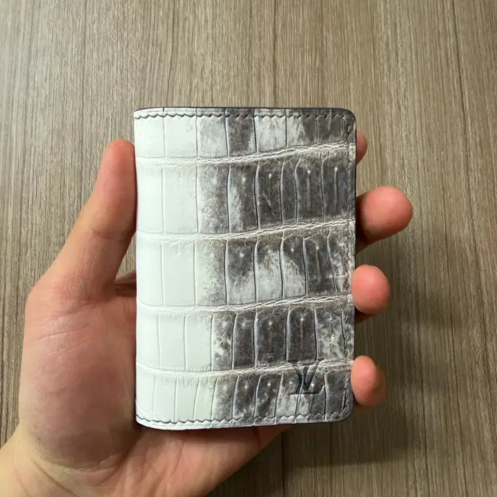 [BUNJANG] Himalayan Crocodile Leather Card Wallet / 프랑스 히말라야 악어 가죽으로 만든 카드 지갑