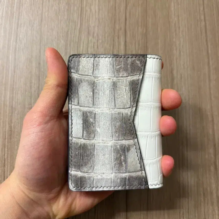 [BUNJANG] Himalayan Crocodile Leather Card Wallet / 프랑스 히말라야 악어 가죽으로 만든 카드 지갑