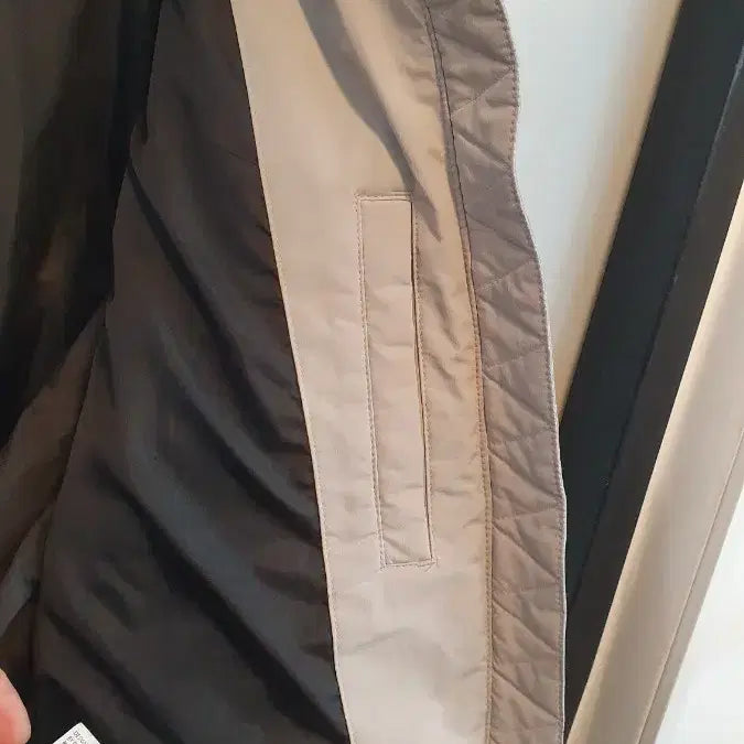 [BUNJANG] Guess Lightweight Padded Jumper XXL / 특가  게스 경량패딩점퍼 XXL