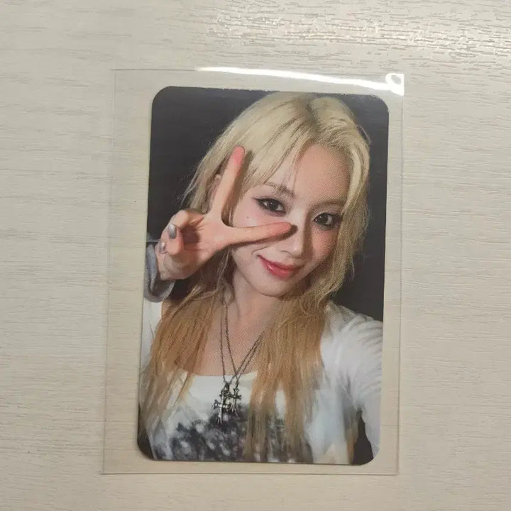 [BUNJANG] NMIXX Jiwoo Photocard / 엔믹스 지우 포카