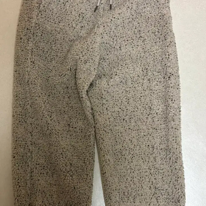 [BUNJANG] Enzo Blues Dottie Boucle Jogger Pants Oatmeal / 엔조블루스 도티 부클 조거팬츠 오트밀