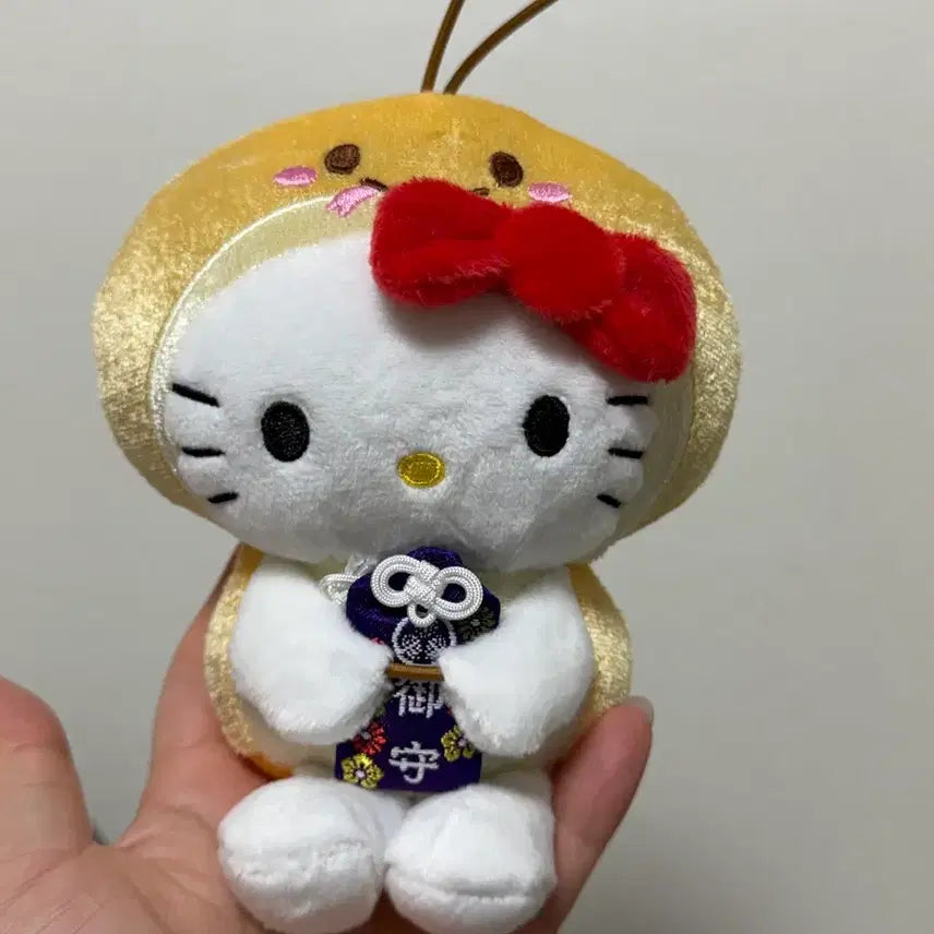 [BUNJANG] Kitty Snake Doll Shrine Limited Edition / 2025 뱀띠 키티 인형 일본신사한정