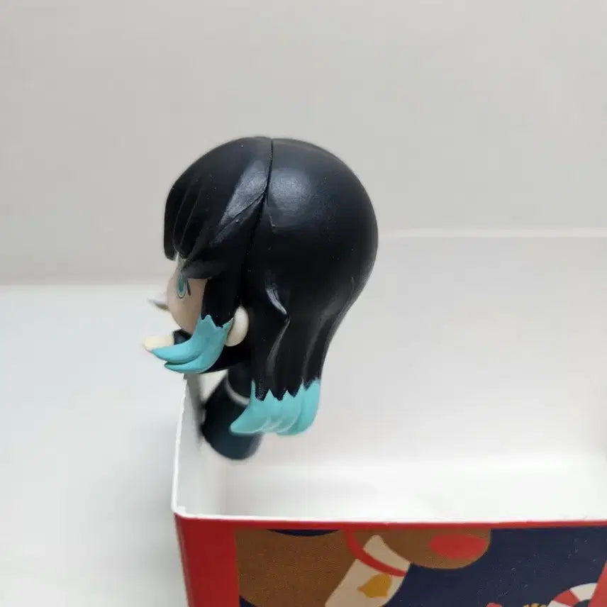 [BUNJANG] Demon Slayer Muichiro Tokito Petit Hit Cage Figure / 판매)귀멸의칼날 무이치로 쁘띠 힛카게 초코톳 피규어