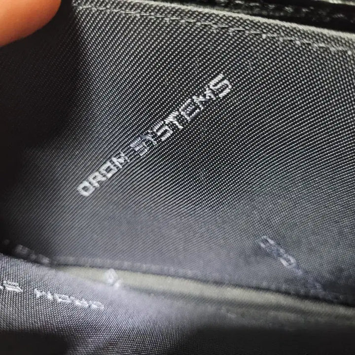 [BUNJANG] OROM Leather Zipper Long Wallet / 오롬[OROM] 가죽 장지갑 지퍼형