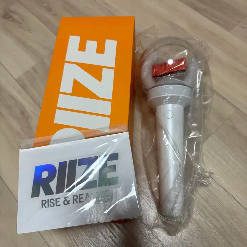 [BUNJANG] RIIZE Official Lightstick, Lavbong / 라이즈 공식 응원봉 라브봉 새상품