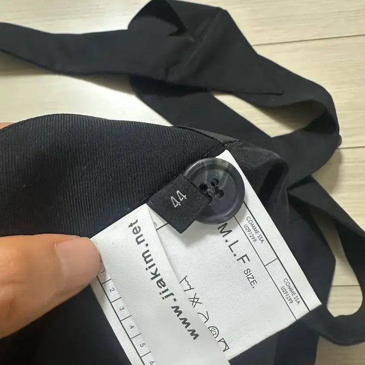 [BUNJANG] JIAKIM Black Suspender Shorts / JIAKIM 브랜드의 검정색 서스펜더 반바지