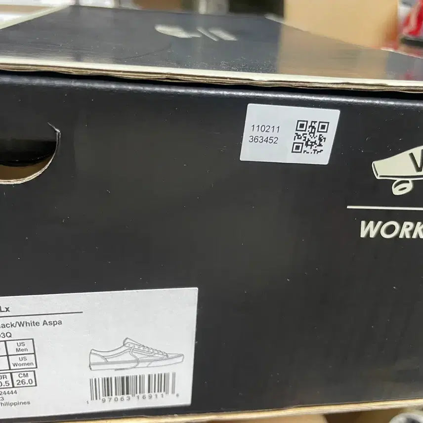 [BUNJANG] Vans Vault x WORKSOUT OG Style 36 LX Sneakers / [새제품] 반스 볼트 OG 스타일 36 LX 워크아웃 블랙 260
