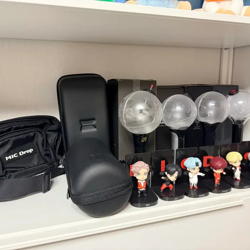 [BUNJANG] BTS Mic Drop Figure, Lightstick, Bag Set / 방탄소년단 응원봉 피규어 마이크드롭 가방 세트
