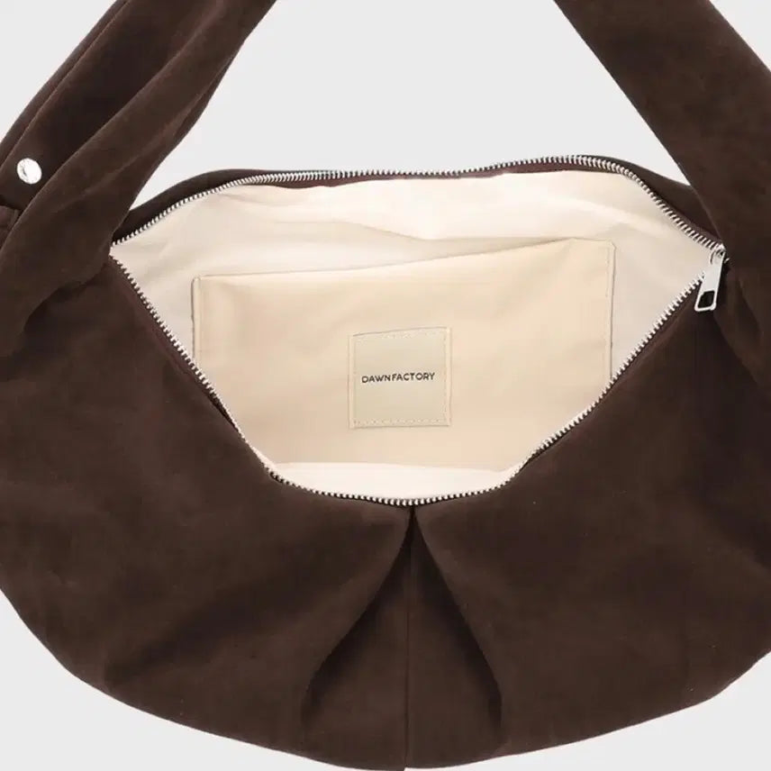 [BUNJANG] Dunn Factory Rubin Bag Large Suede Chocolate / 던팩토리 러빈백 라지 스웨이드 초코