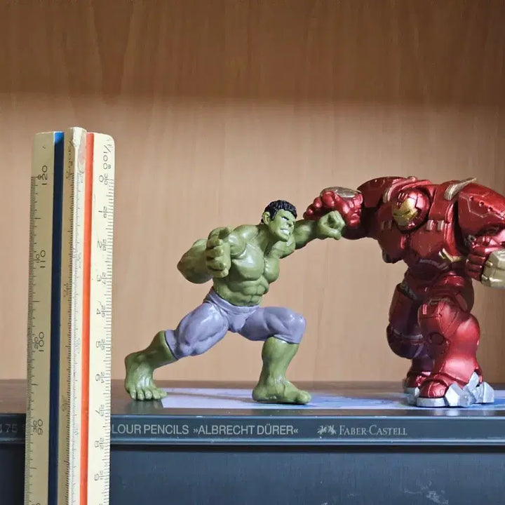 [BUNJANG] Hulk &amp; Iron Man Hulkbuster Figure Set / 헐크 &amp; 아이언맨 헐크버스터 피규어