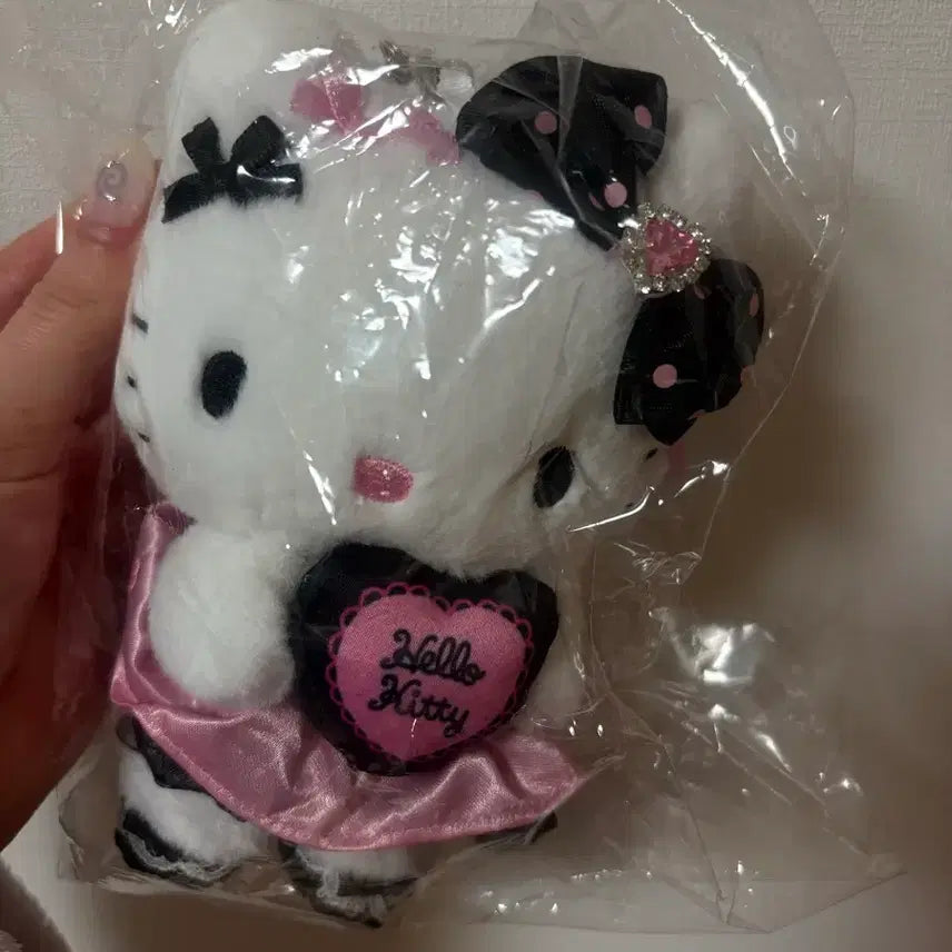[SOLD OUT] 산리오 헬로키티 미니소 키링