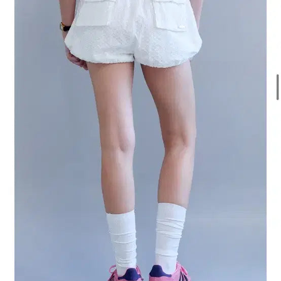 [BUNJANG] Bittercells Balloon Shorts White / 비터셀즈 벌룬 쇼츠 화이트