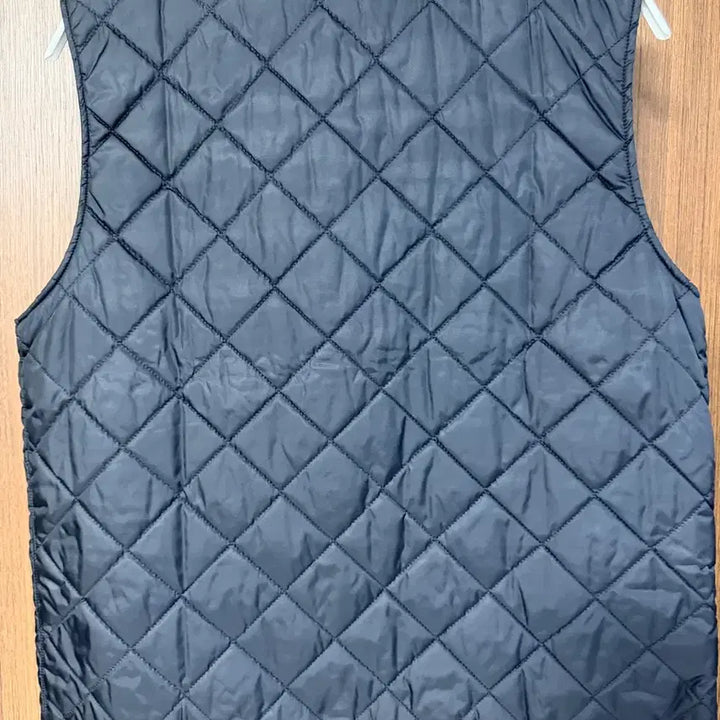 [BUNJANG] Ballantyne Cashmere Trimmed Quilted Vest / 발렌타인 캐시미어 트리밍 퀼팅 베스트