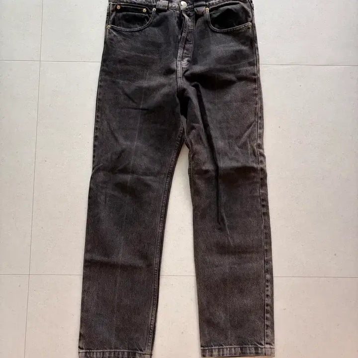 [SOLD OUT] 윌리 차바리아 흑청 데님팬츠