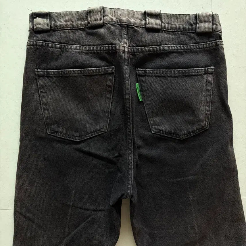 [SOLD OUT] 윌리 차바리아 흑청 데님팬츠