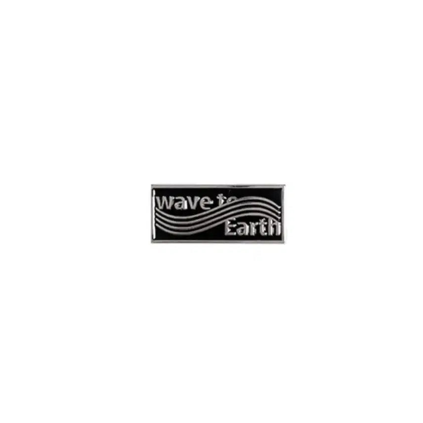 [BUNJANG] WAVE TOURS Logo Pin Badge / 웨이브투어스 로고핀 뱃지