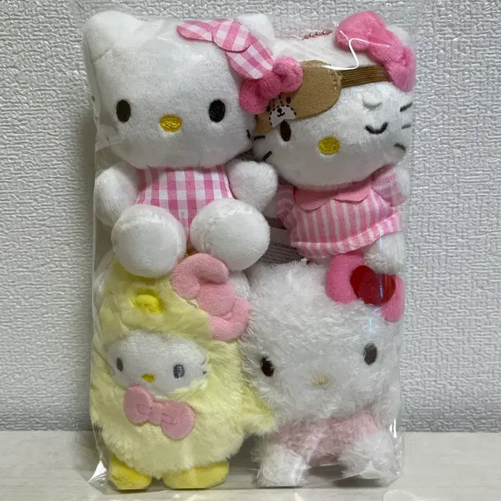 [BUNJANG] Hello Kitty Special Plush Keychain Set / [헬로키티 스페셜] 인기 헬로키티 인형 키링 세트